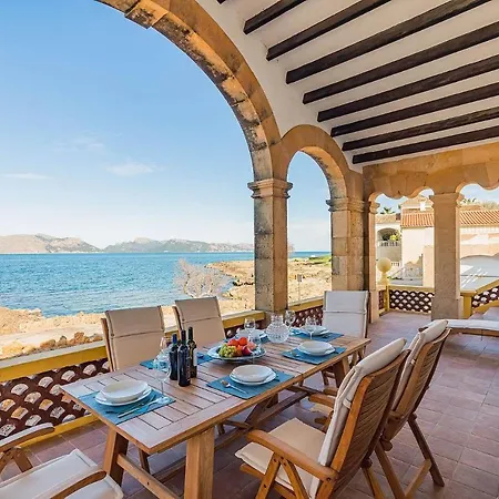 Beachfront Es Clot Villa Alcúdia