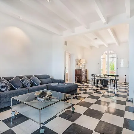 Beachfront Es Clot Villa