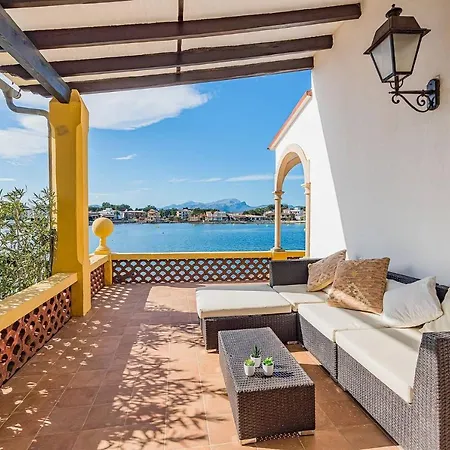 Beachfront Es Clot
