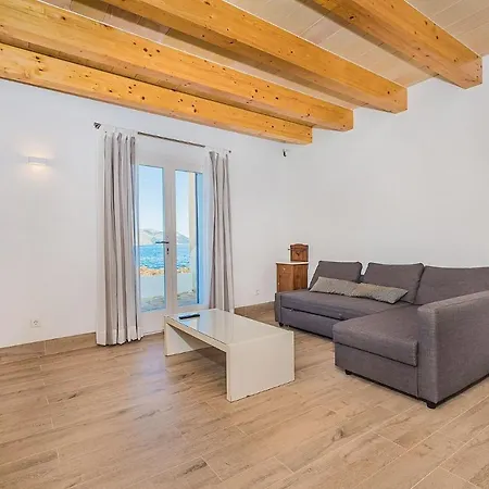Beachfront Es Clot Villa Alcúdia